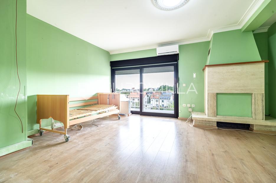 Casa In vendita -  Maksimir