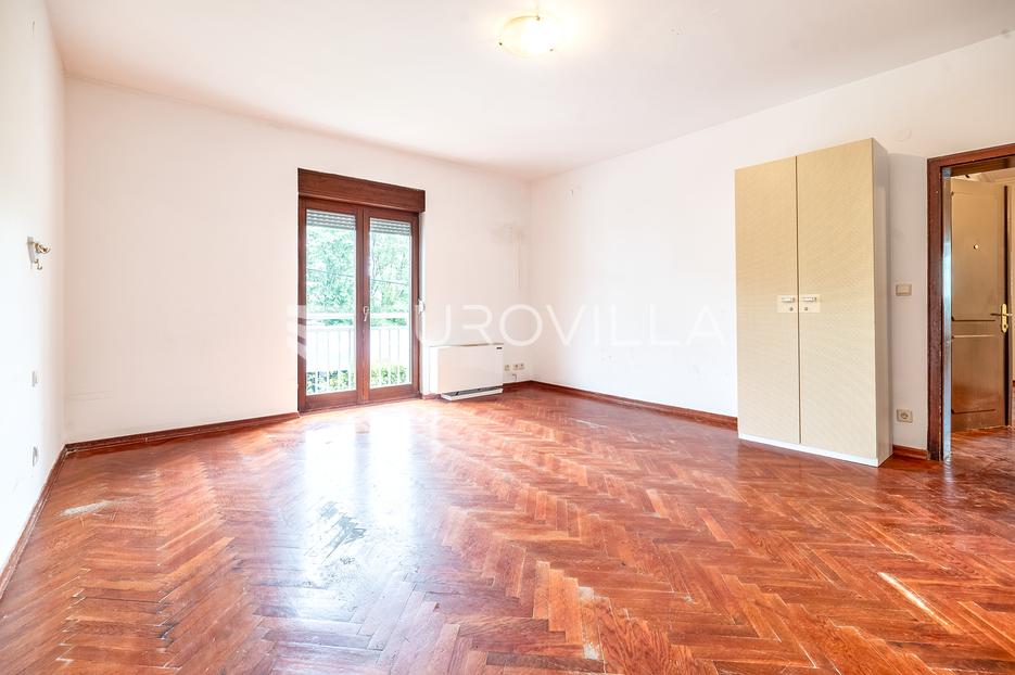 Casa In vendita -  Maksimir