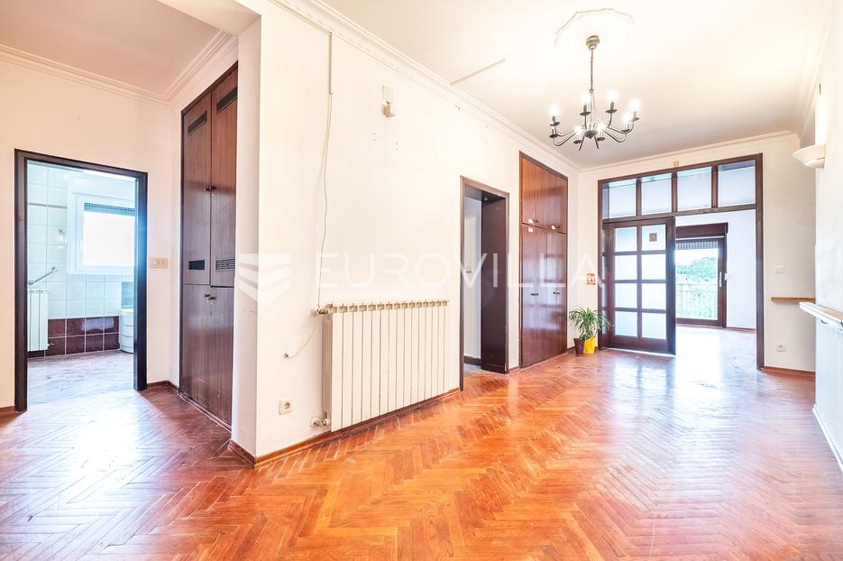 Casa In vendita -  Maksimir
