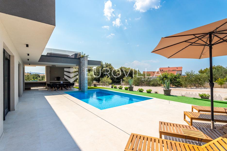 Casa In vendita -  Šibenik - Okolica