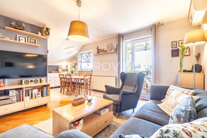 Flat for sale 92 m² – Centar