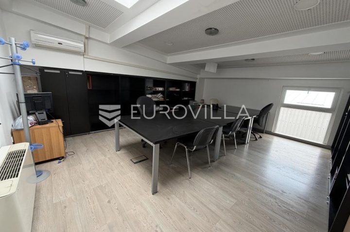 Locaux commerciaux À louer - Osječko-baranjska đakovo - foto 3/6