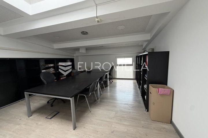 Locaux commerciaux À louer - Osječko-baranjska đakovo - foto 5/6