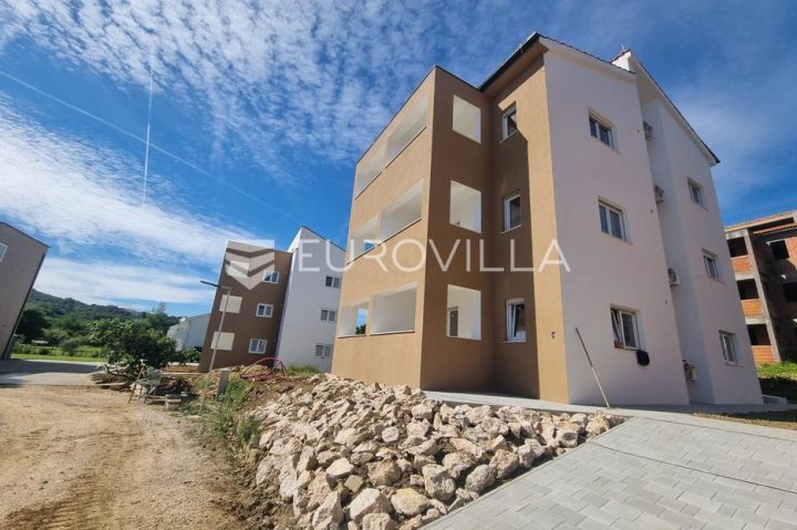 Apartma na predaj 76 m² – Mundanije