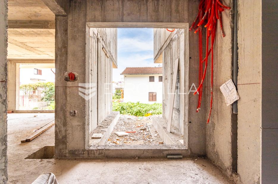Flat For sale -  Okrug