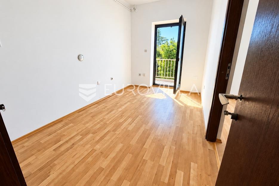 Locaux commerciaux À louer - Primorsko-goranska Krk