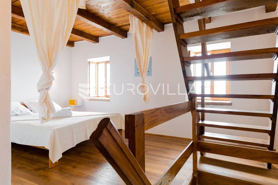 House For sale -  Bol