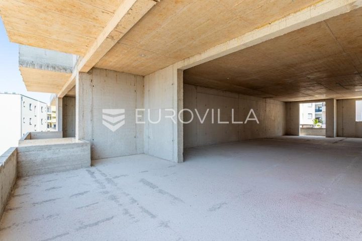 Apartmán Na predaj - Splitsko-dalmatinska Makarska - foto 2/12