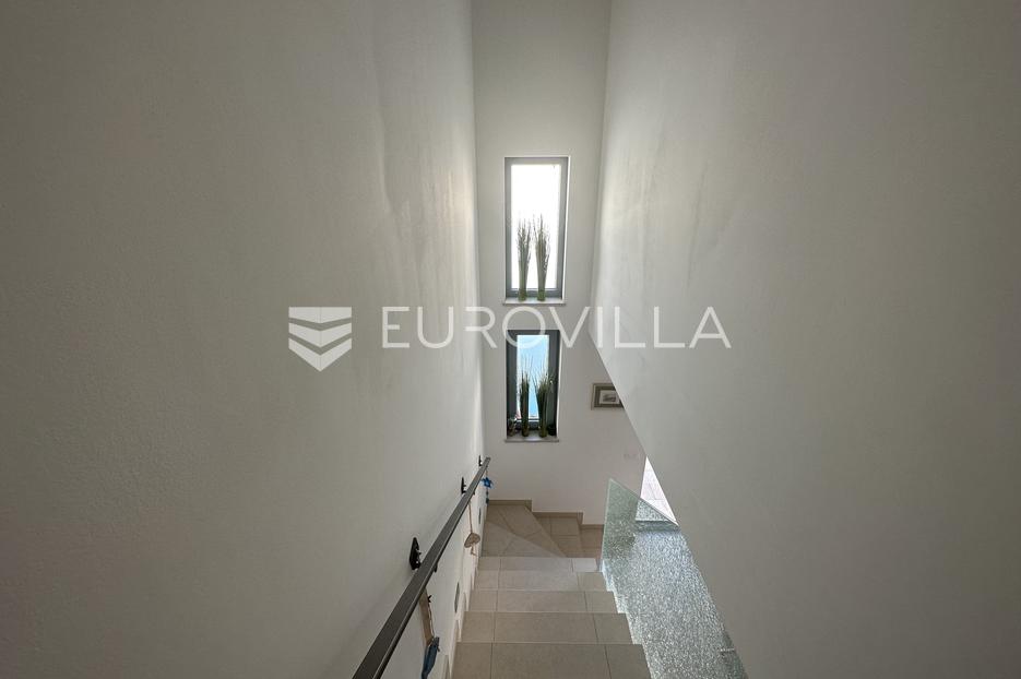 Apartma Naprodaj - Istarska Ližnjan