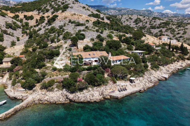 House for sale 445 m² – Jablanac