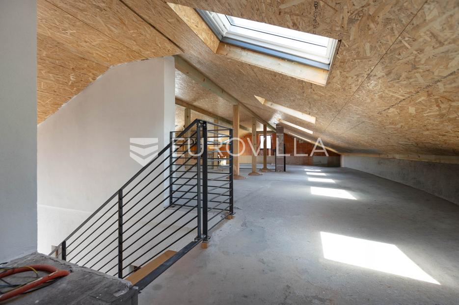 House For sale -  Senj