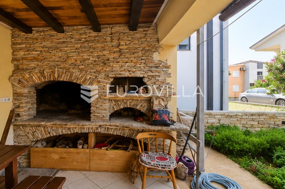 House For sale -  Vir