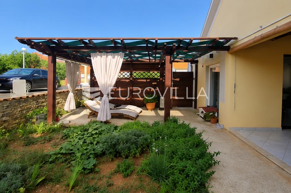 House For sale -  Vir