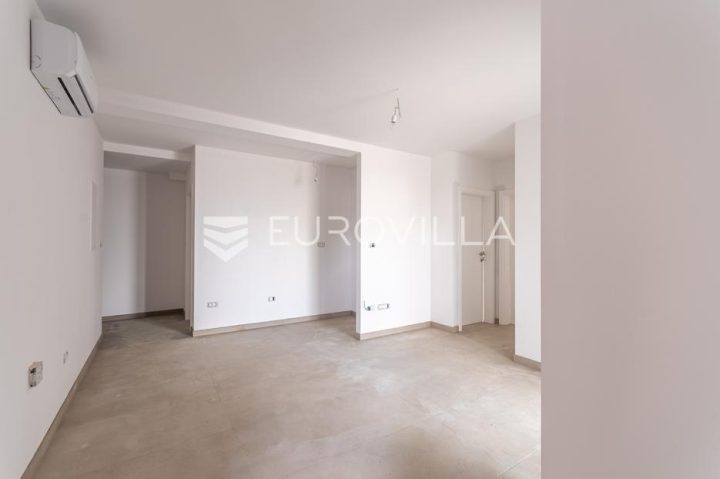 Lokal użytkowy na sprzedaż 106 m² – Centar
