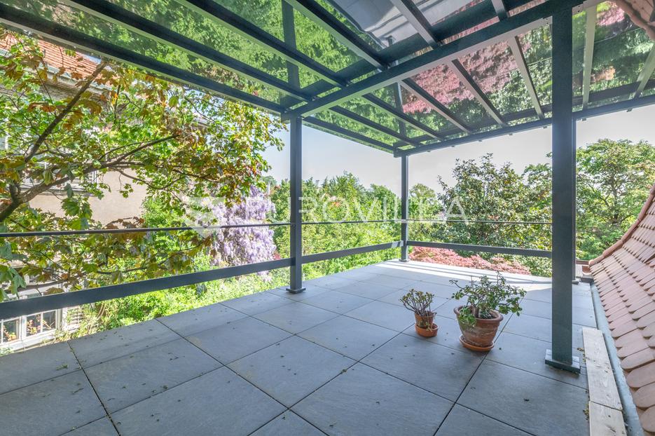 Maison À vendre -  Maksimir