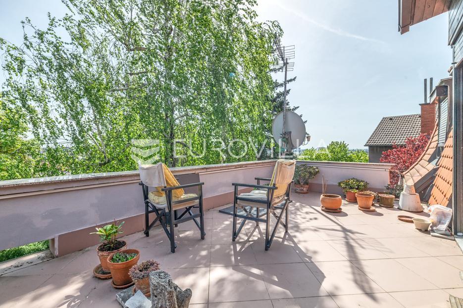 Maison À vendre -  Maksimir