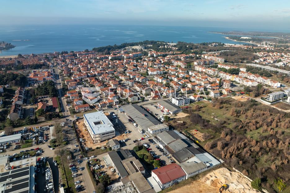 Lokal użytkowy Na sprzedaż - Istarska Poreč