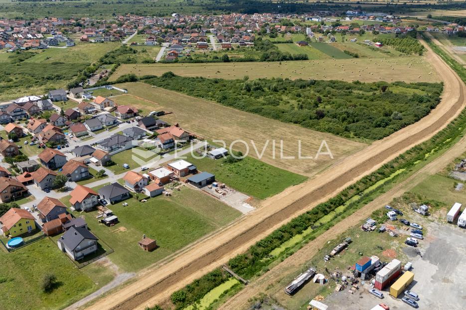 Parcela Na predaj - Brodsko-posavska Slavonski Brod - foto 2/2