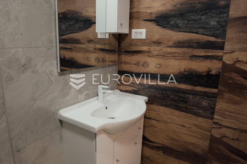 Business premises For rent - Vukovarsko-srijemska Vukovar