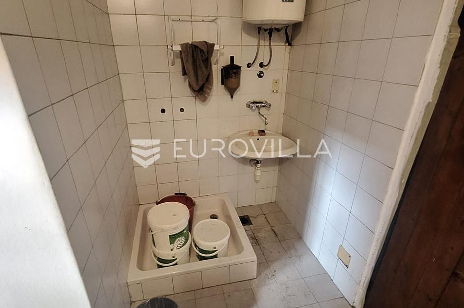 Commerciale In vendita - Karlovačka Karlovac
