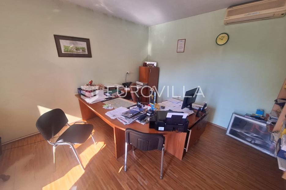 Komerční Na prodej -  Karlovac