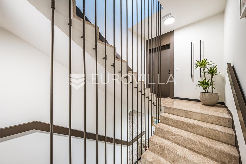 Apartmán Na predaj - Grad Zagreb Gornji Grad - Medveščak
