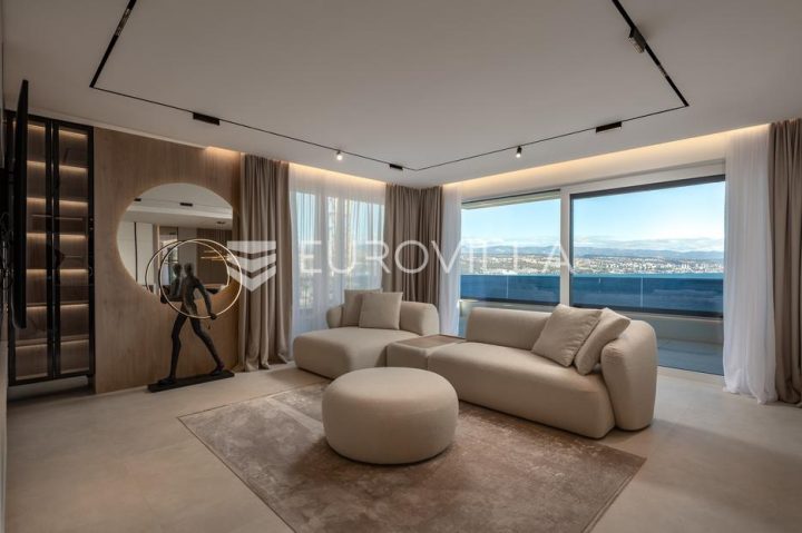 Flat for sale 137 m² – Punta Kolova