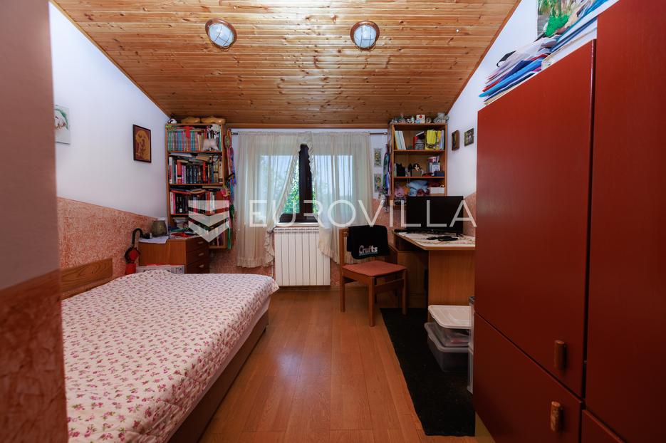 Haus Zu verkaufen -  Čavle