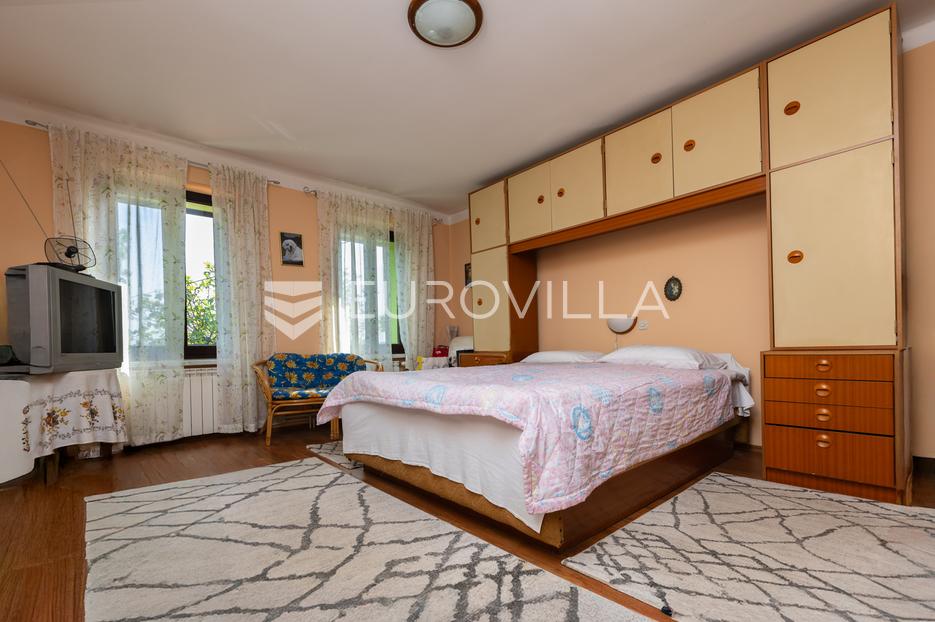 Haus Zu verkaufen -  Čavle