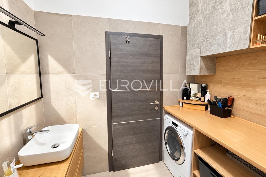 Flat For sale - Istarska Pula