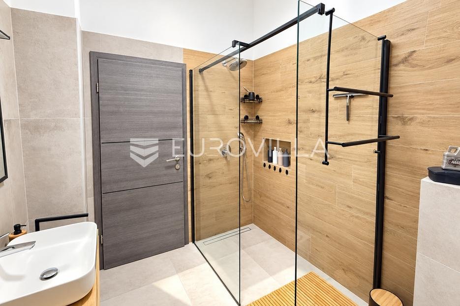 Flat For sale - Istarska Pula
