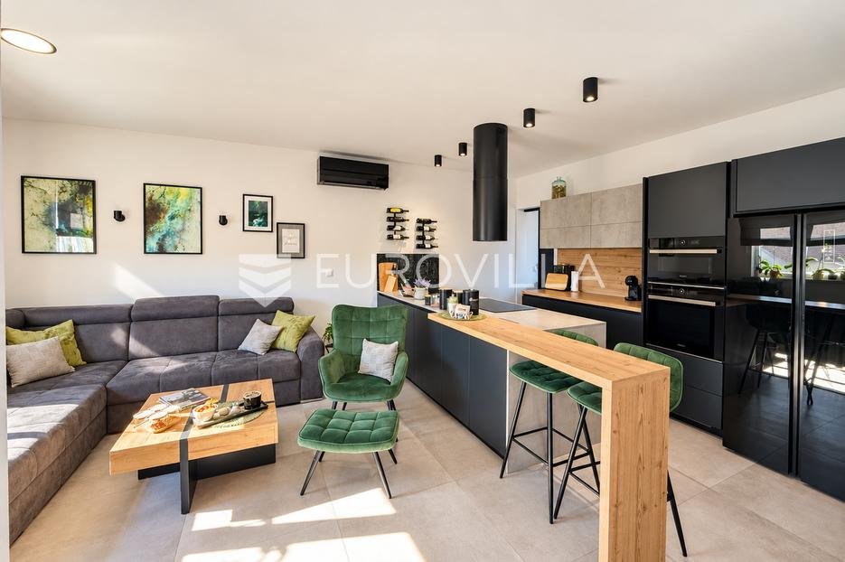 Flat For sale - Istarska Pula