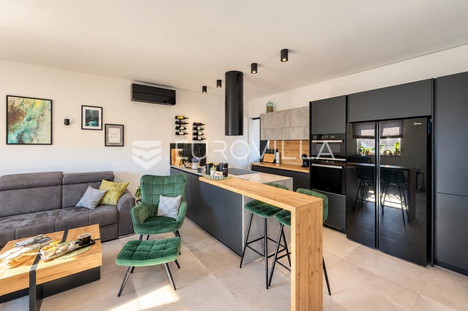 Flat For sale - Istarska Pula