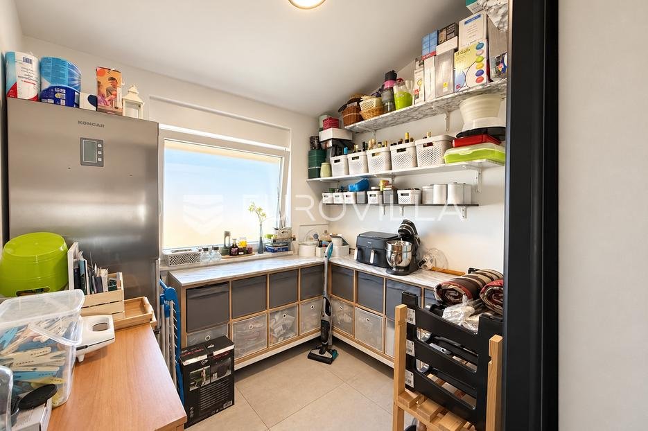 Flat For sale - Istarska Pula