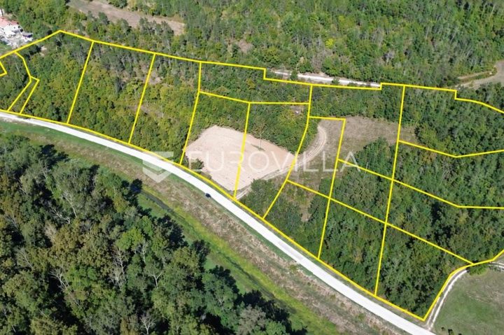 Grundstück zu verkaufen 876 m² – Livade