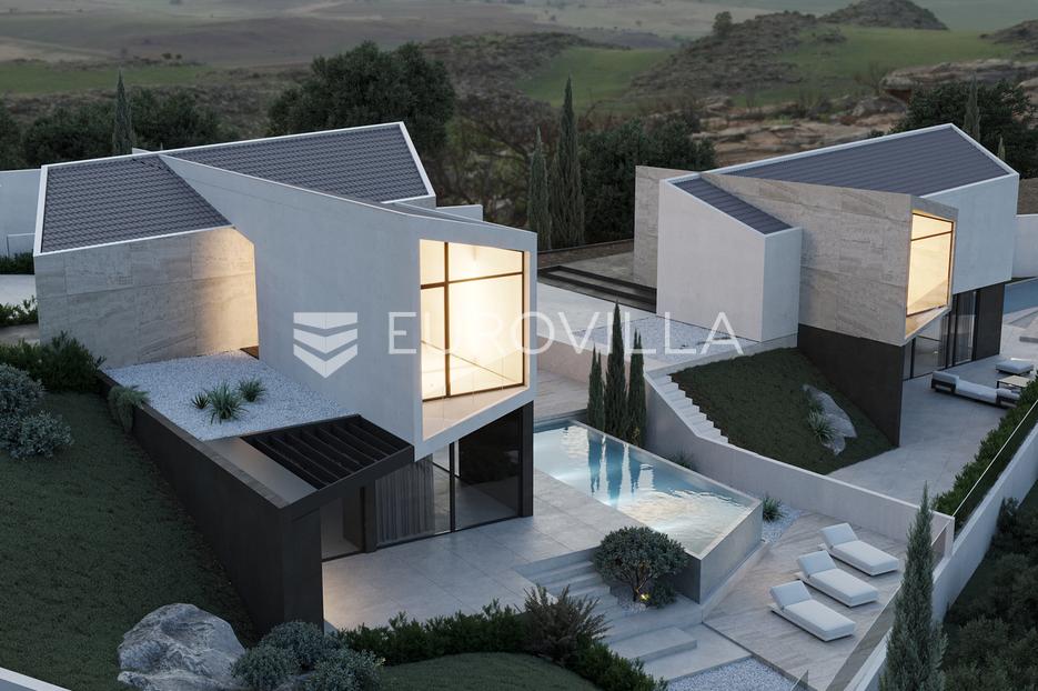 Casa In vendita -  Pićan