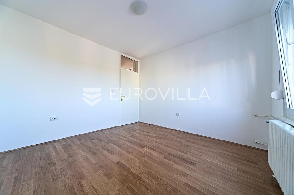 Apartmán Na predaj - Osječko-baranjska Osijek