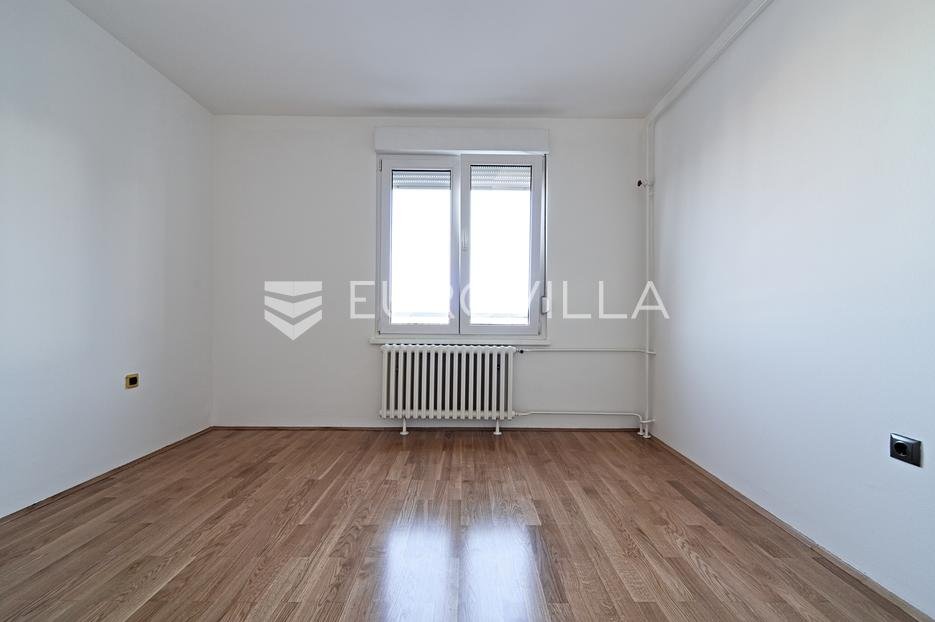 Apartmán Na predaj - Osječko-baranjska Osijek