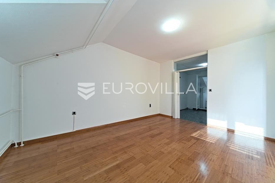 Apartmán Na predaj - Osječko-baranjska Osijek