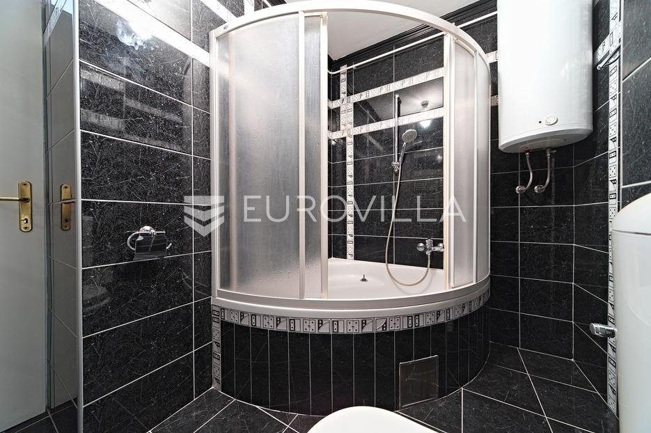 Apartmán Na predaj - Osječko-baranjska Osijek