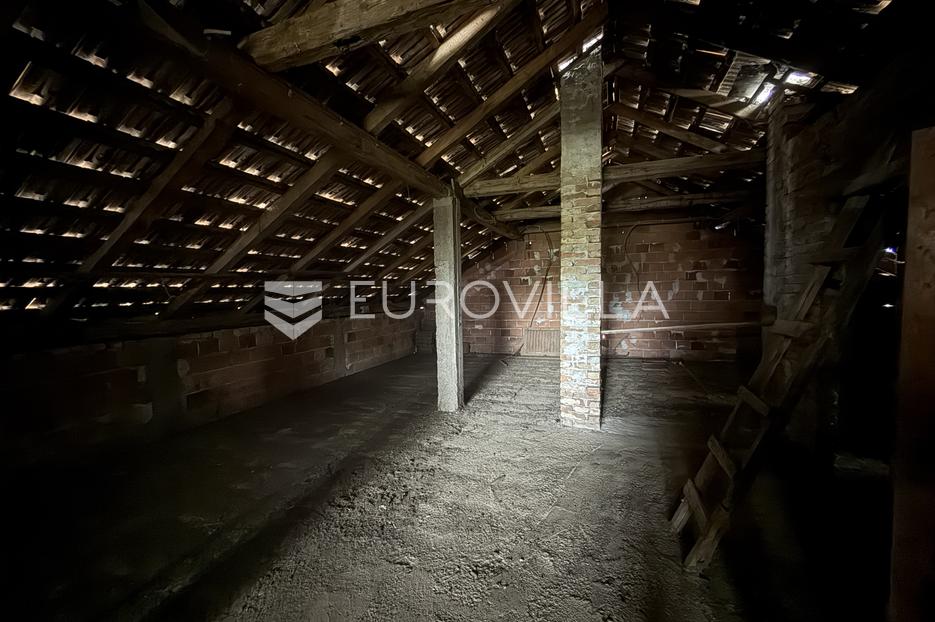 Dom Na sprzedaż - Osječko-baranjska Osijek - Okolica