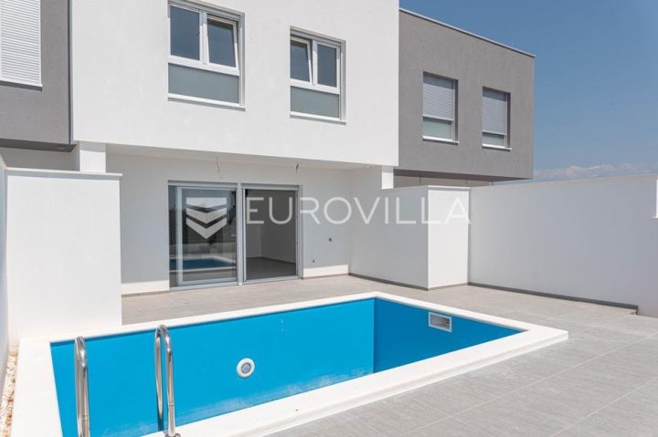 Apartmán na prodej 92 m² – Vodice