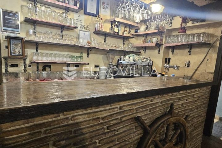 Poslovni prostor Za najam - Primorsko-goranska Crikvenica - foto 2/20