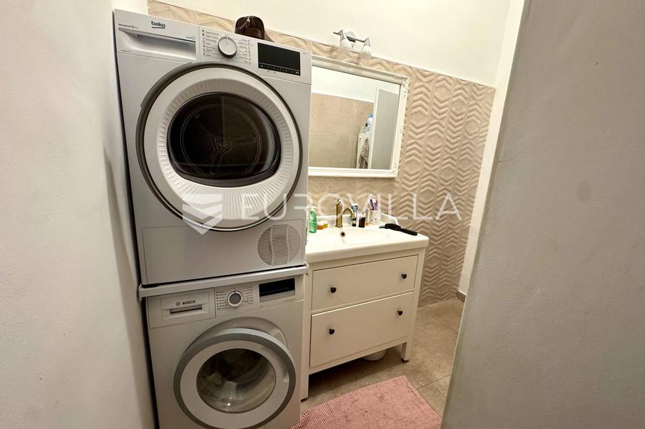 Apartment Zu verkaufen -  Pula