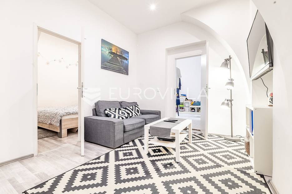 Flat For sale - Donji Grad - foto 1/13
