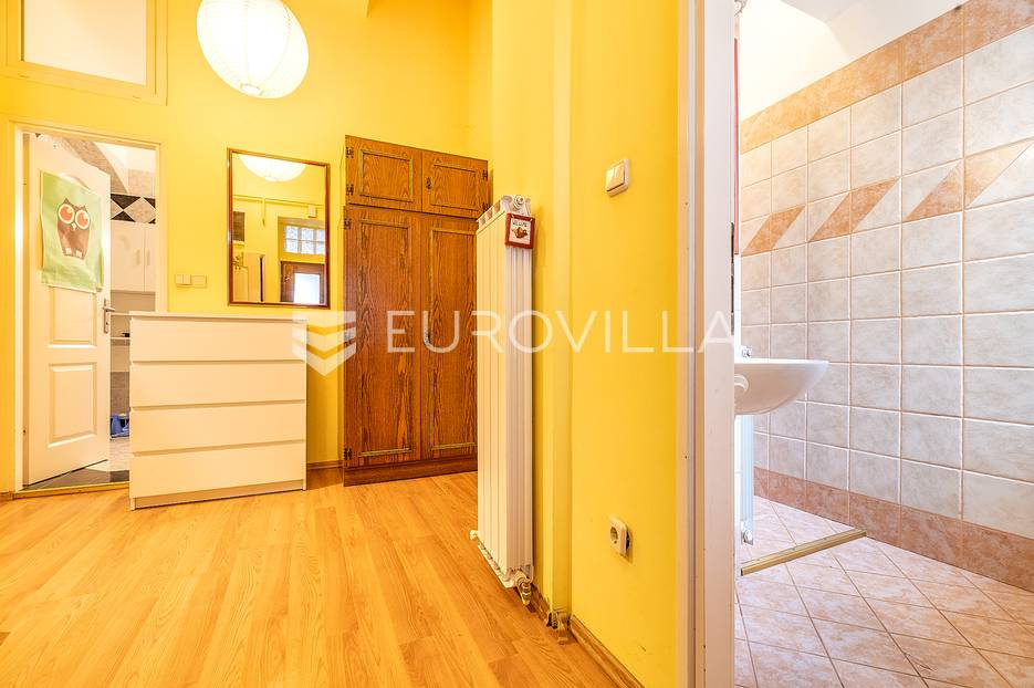 Apartma Naprodaj - Grad Zagreb Donji Grad
