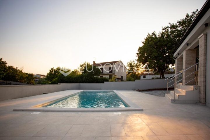 Kuća na prodaju 142 m² – Matohanci