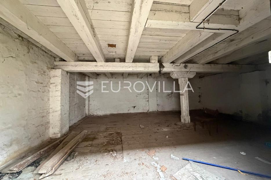Lokal użytkowy Na sprzedaż -  Vrpolje