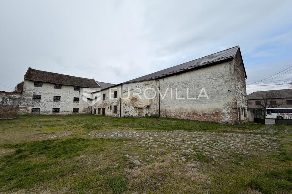 Lokal użytkowy Na sprzedaż -  Vrpolje