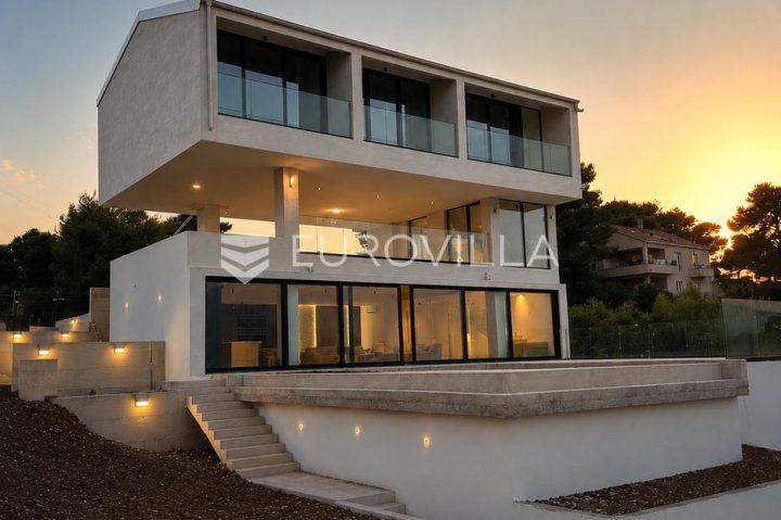 Casa in vendita 500 m² – Selca